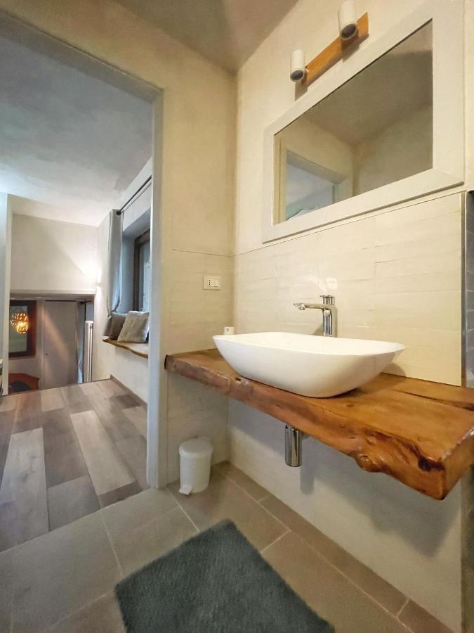 La Terrazza Naturas Con Romantica Mini Piscina Calda Sui Tetti Rossana Екстериор снимка